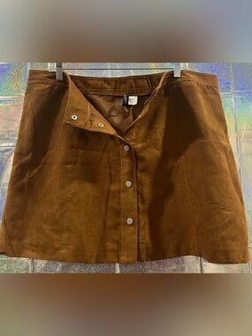 H&M Brown Faux Suede Mini Skirt Size 18 Button Front A Line Skirt